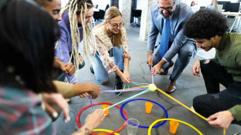 Los Beneficios del Team Building en el Trabajo